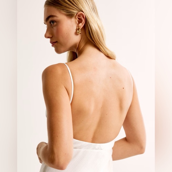 Abercrombie & Fitch High-Neck Crinkle Satin Maxi Dress (Size Small) - Picture 3 of 9